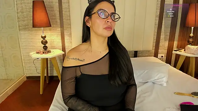 Hannah_Cross webcam