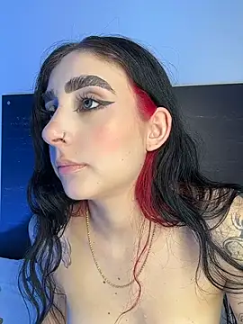 sharlot24 live webcam show