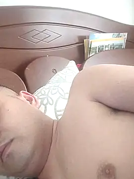wanggang880903 live webcam