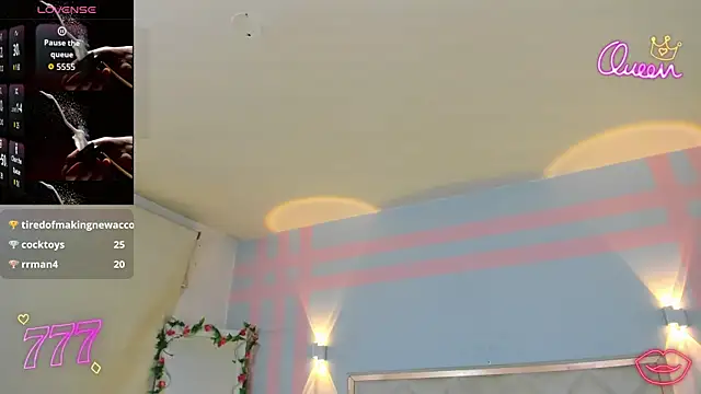 fiory_tay live cam on StripChat