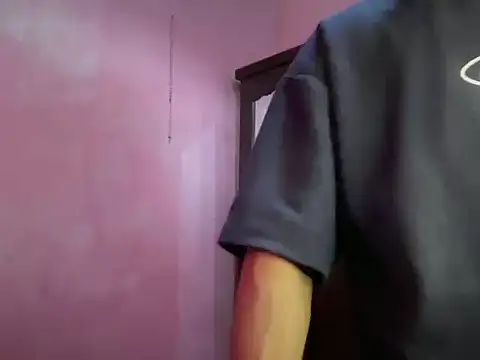 benevolent_xo_marc (M young) - GET MY FIRST LOAD