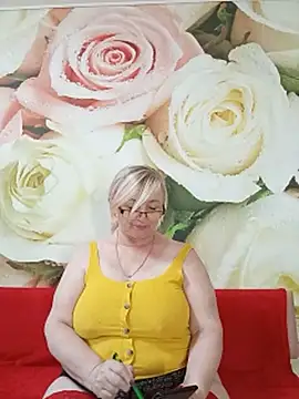 rita-berry (Ask my age) - Strip show