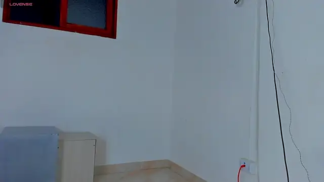 latrellx7 (M young) - Naked +slow teasing 😇