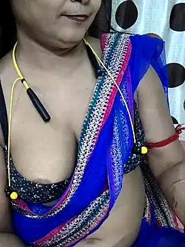 yoursweety09 live webcam show