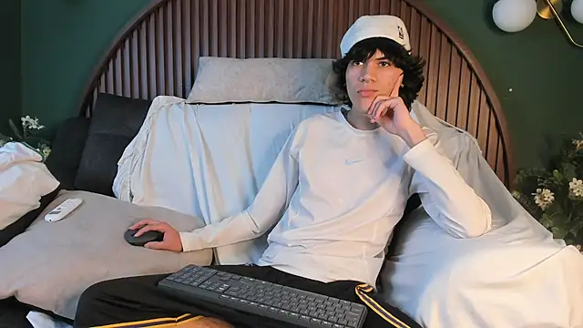 Diamond_twink webcam