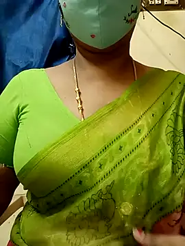 sushma26 Live Webcam on Stripchat