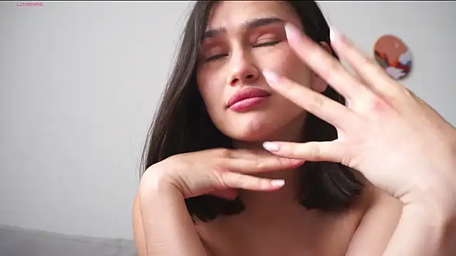 SoftLuna live webcam show
