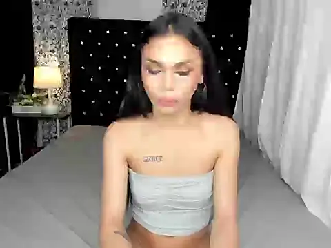 Herecummsamara69 webcam