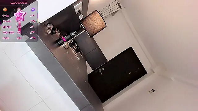 Nikol-hilton's room