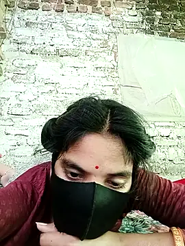 Shreya-750 webcam