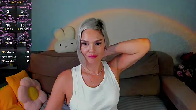 Betty_Brock webcam