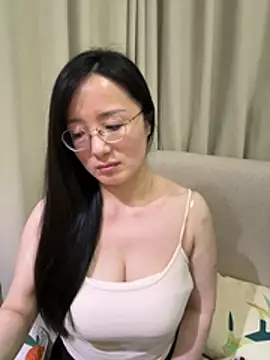 yunyun-baby88 webcam