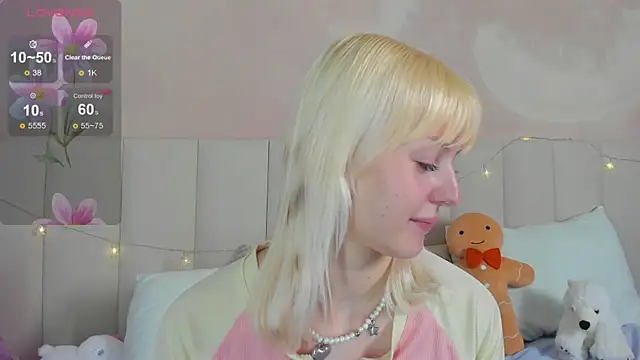 AdeleSilvy webcam