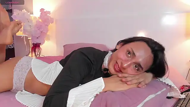 Elisasue webcam