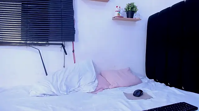 angel_boy02 live cam on StripChat