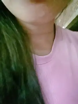 MISSKUTE-2000 live cam on StripChat