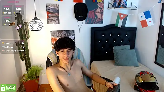 AmethystShadow17 live cam on StripChat