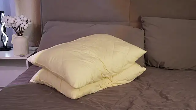 Lina_aww webcam