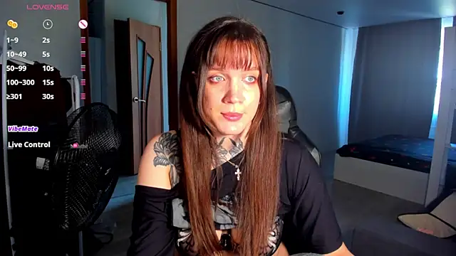 AizaRose webcam
