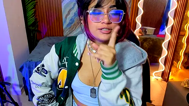 kristen_tay webcam