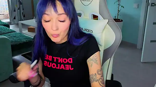 Im_suka webcam