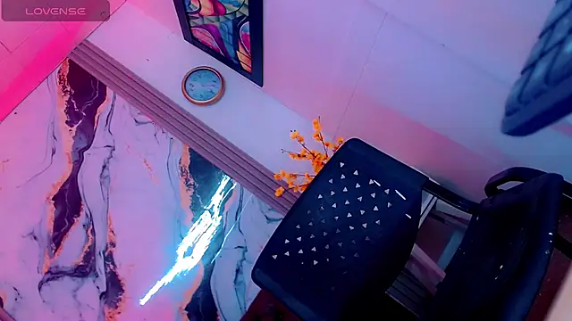 _Tiffany_Valentine_ webcam