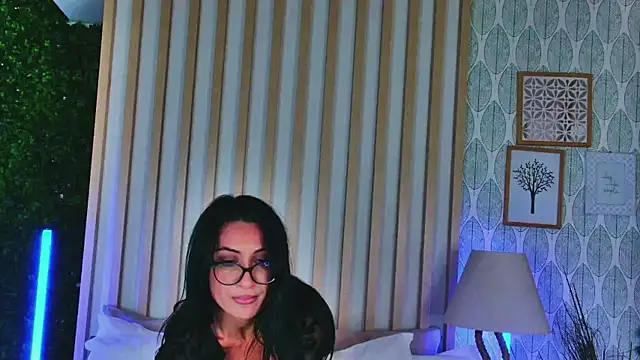 NikkiStarX webcam