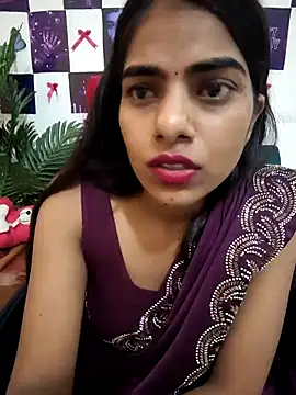 Alisha_Babyy webcam