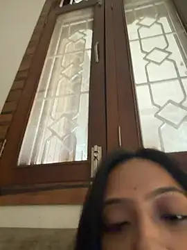 Uffi_yas_baby_com webcam