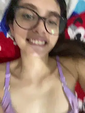 lovenick (Ask my age) - fingers in my pussy