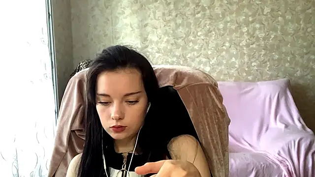 ElizaSins webcam