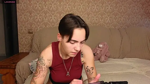 Lilihere_ webcam