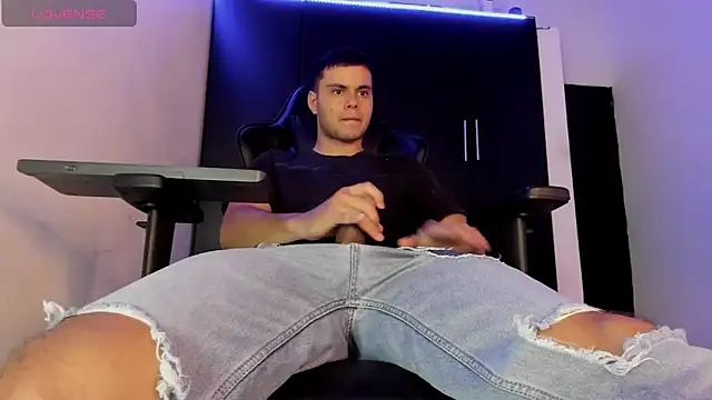Liam_Mateo webcam