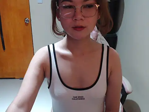 sweety_aria (F young) - playcum