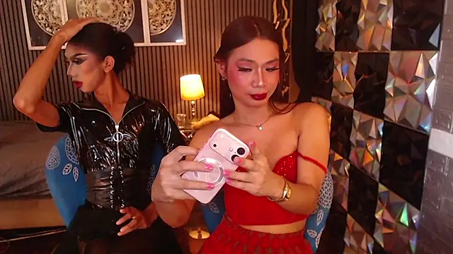 AudreyMilesTrans webcam