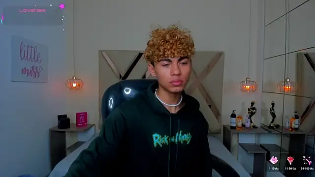 Anyelo_Twink profile