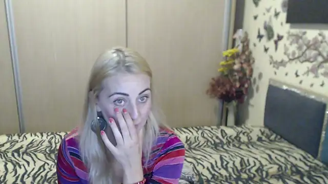 MirabelaSweet webcam