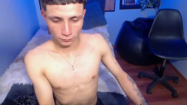 yao_23 - Yao_23's free webcam - UK Sex Cams