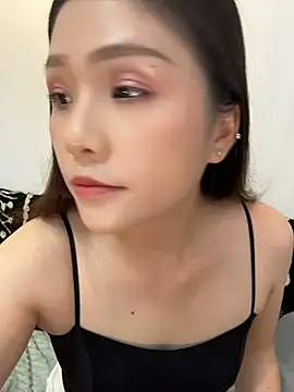 mimi_wife