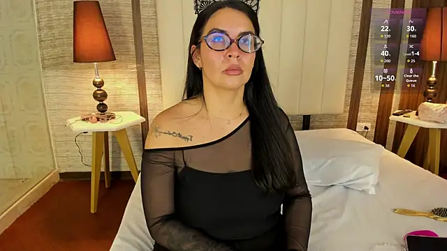 Hannah_Cross webcam