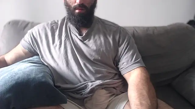 hugemachohandsome profile