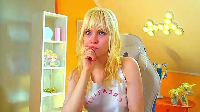 hannahhollis - HannahHollis's free webcam - UK Sex Cams