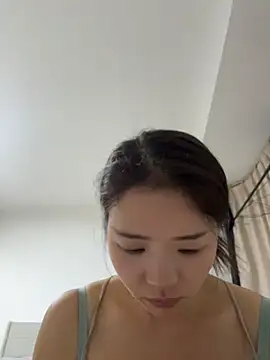 xiaoxiaocheng678 (F milf) - 脱掉内衣内裤到下播