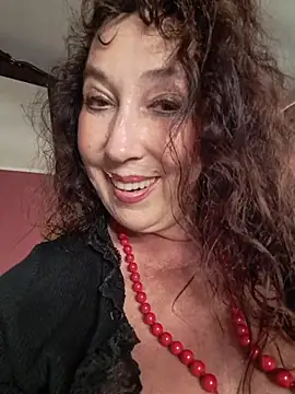 GypsyEsmeralda live webcam show
