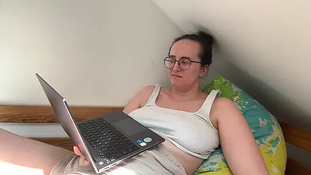sofiatease - SofiaTease's free webcam - UK Sex Cams