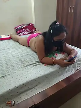 Lily-Darlling webcam