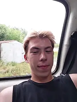 shifterxlisa (M twink) - Naked 5 min In the car