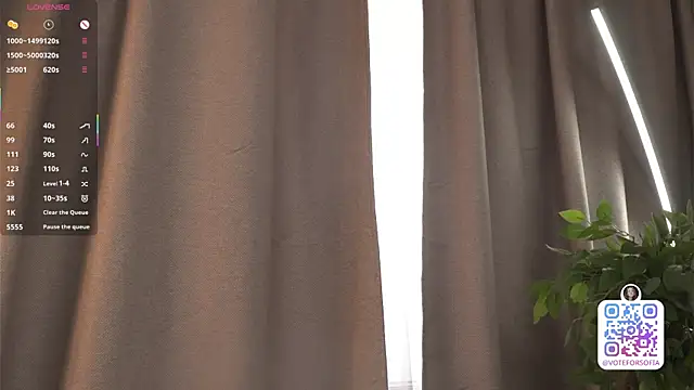 cristietovrea (F young) - LAST TIPPER GET CONTROL MY TOY (3min)