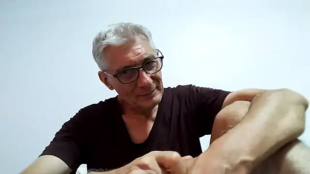 BIGUNCUTHARDCOCK webcam