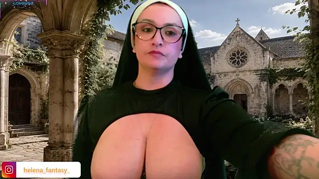 helenas_fantasy webcam